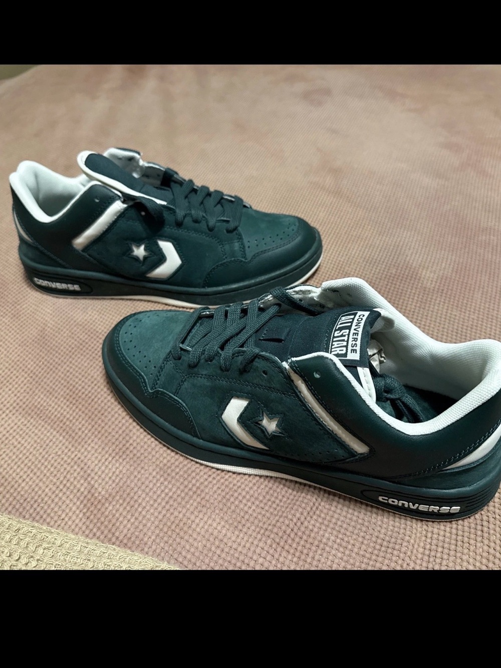 Converse Weapon Ox Green Envy Low Sneakers (Men’s 10.5 / Women’s 12)